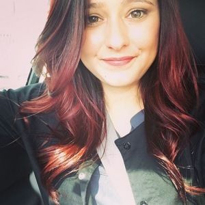 Meet your Posher, Abigail